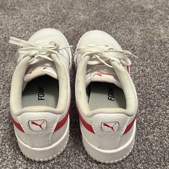 Puma - Picture 3 of 4